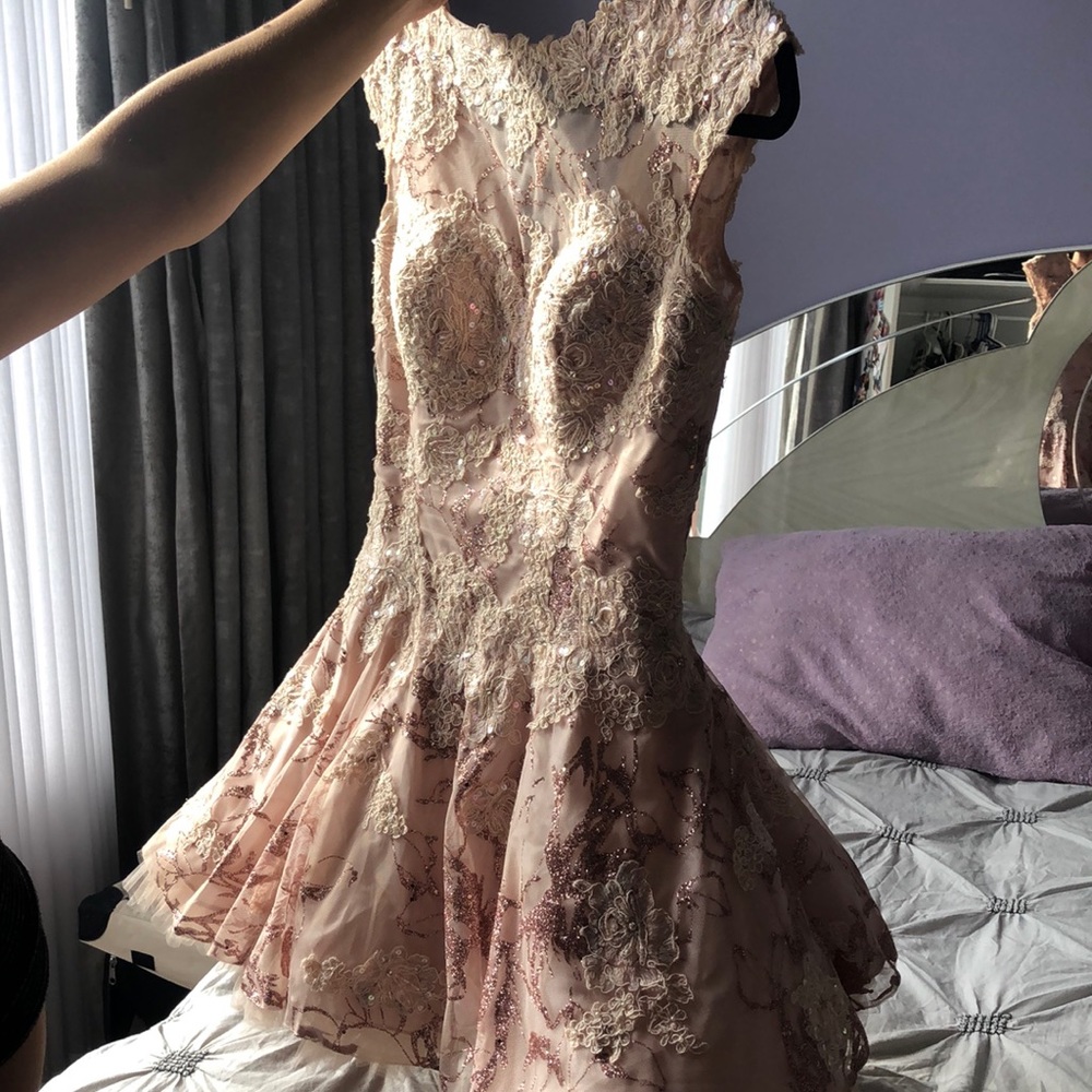 Dress - Picture 2 of 8
